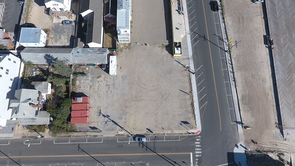 2nd image of 1 Ocean Ter