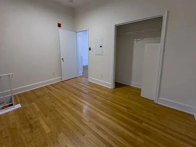 2036 Mount Vernon St #2FF — Photo 5