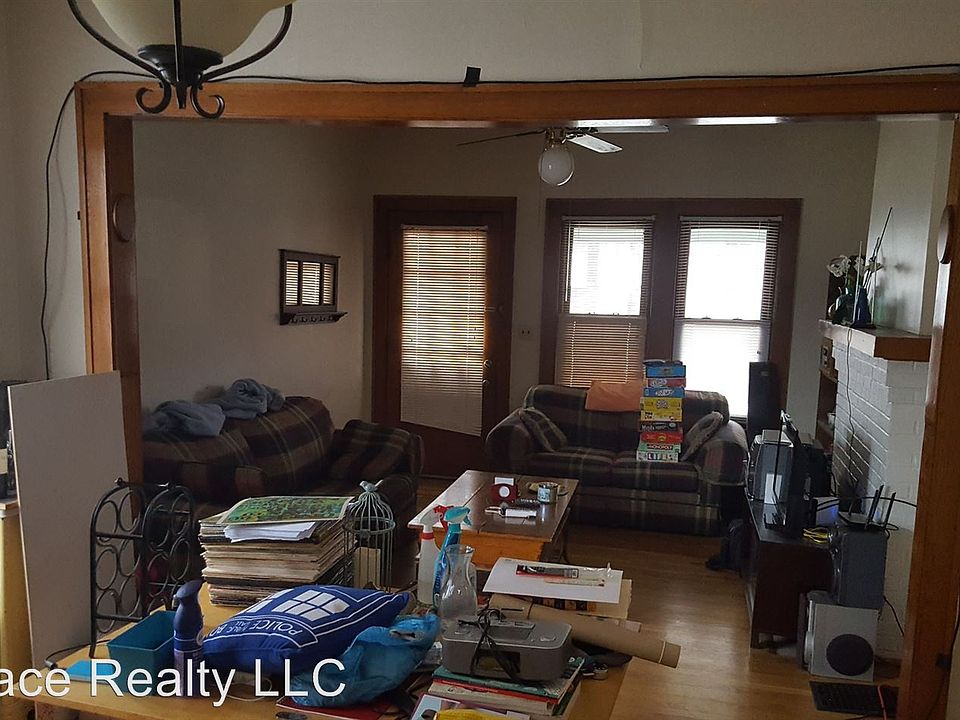 1st image of 2833 Indianola Ave