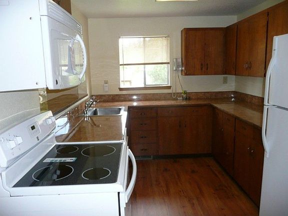 4th image of 3975 154th Ave SE