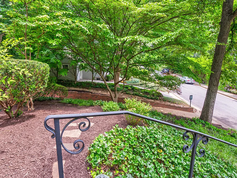 3402 Halcyon Dr — Photo 69