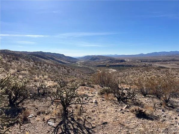 36 S Hawk Rd, Kingman, AZ 86401