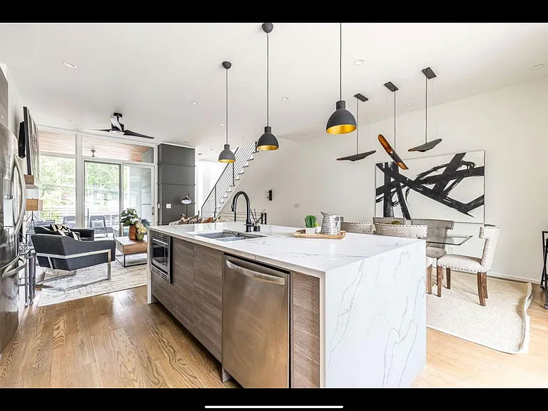 713 Moreland Ave SE #2 — Photo 17