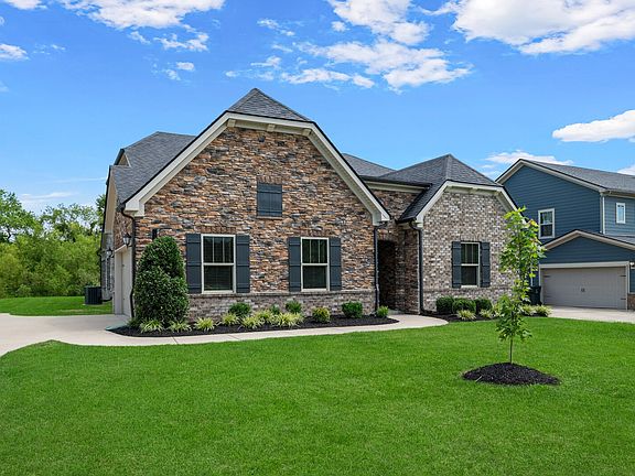 3rd image of 173 Burberry Glen Blvd