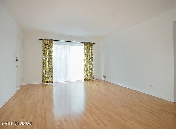 2nd image of 9420 Bay Colony Dr APT 3E