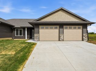 2200 Osage Ct, Marion, IA 52302