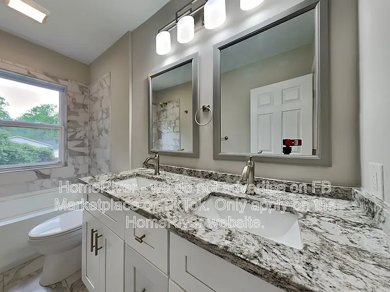 1915 Ham Dr — Photo 5