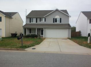 5801 Waterpoint Dr, Browns Summit, NC 27214