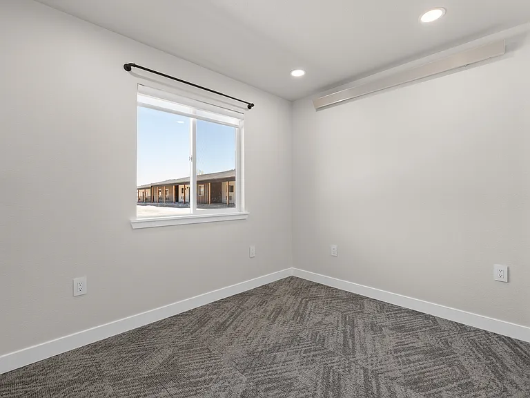 Ponderosa Apartments — Photo 18