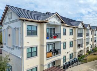 200 Maple Ln #1201, Elgin, TX 78621