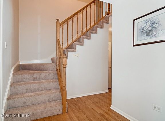 2nd image of 1282 Darlington Ct