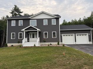 81 Park Dr, Acushnet, MA 02743