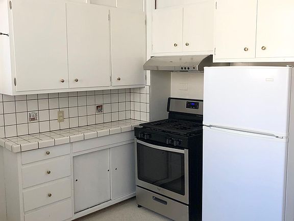 5th image of 568 28th Ave APT 3