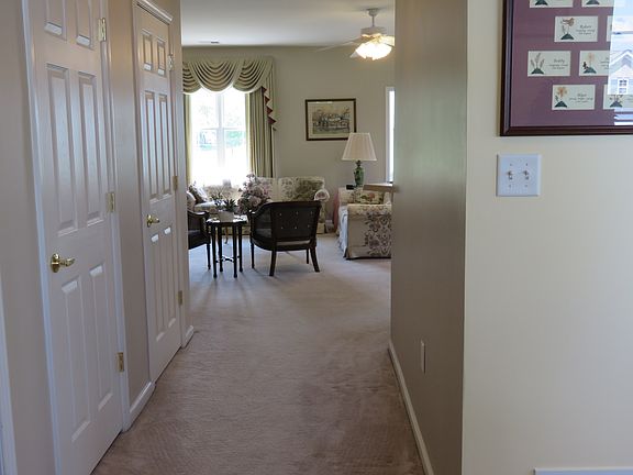 Entry with Two Closets