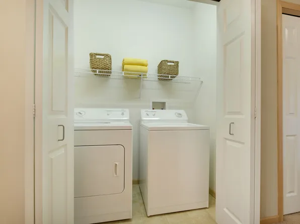 Regency Hill Apartments
