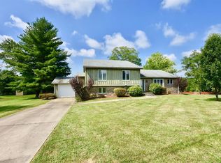 3827 Doe Valley Pkwy E, Brandenburg, KY 40108
