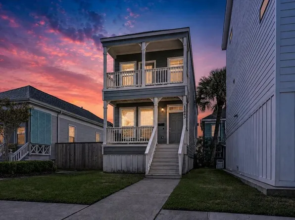 1223 Avenue M, Galveston, TX 77550