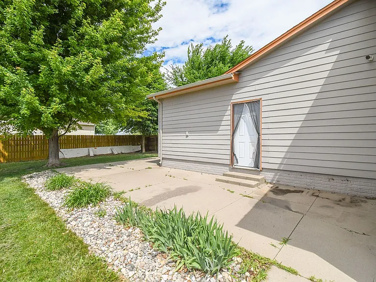 5101 W Cushman St — Photo 47