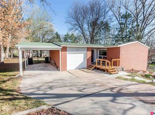 5220 W Superior St, Lincoln, NE 68524
