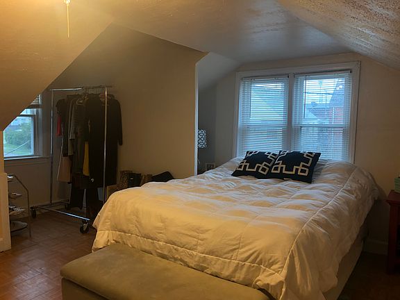 4th image of 6610 Flowerdale Ave