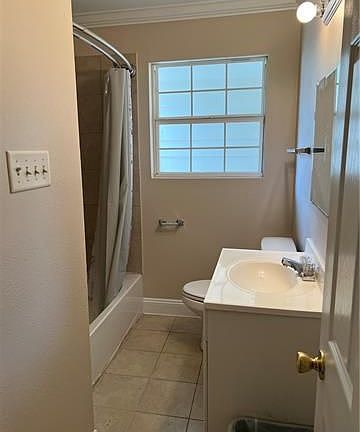 3rd image of 5119 Touro St