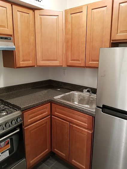 2nd image of 12327 Merrick Blvd APT 4