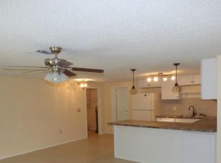 631 Roanoke Rd, Venice, FL 34293