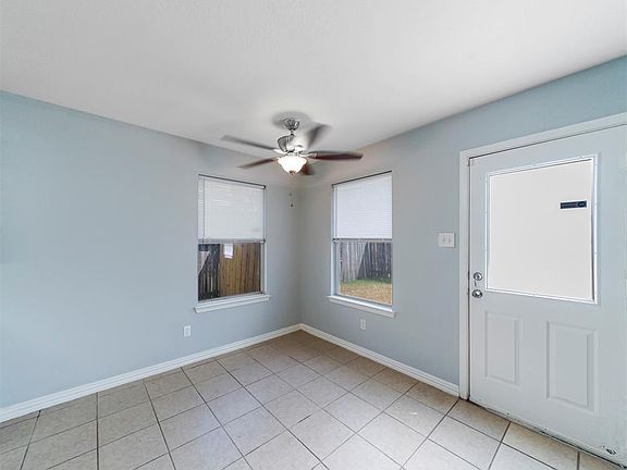 4th image of 6615 Hayman Dr