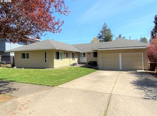 5450 NW Innisbrook Pl, Portland, OR 97229
