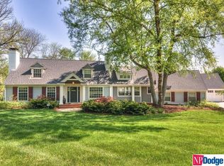 8619 Woolworth Ave, Omaha, NE 68124