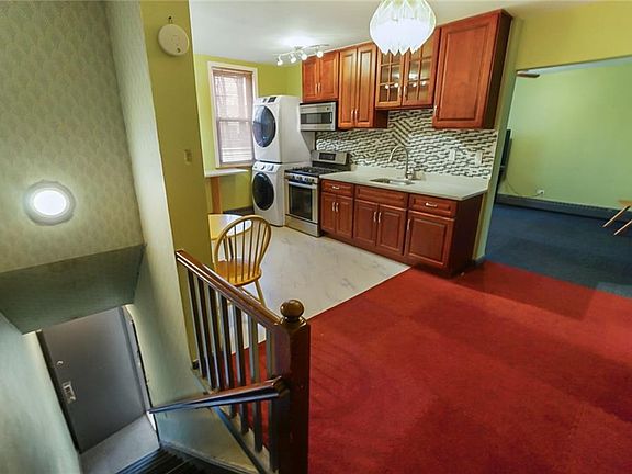 5th image of 2039 Pearson St #74E