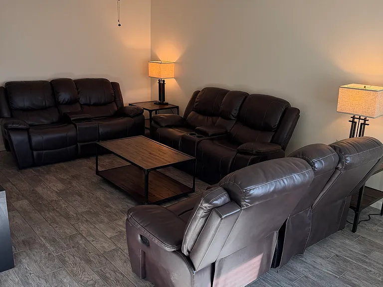 1019 Scott St — Photo 13