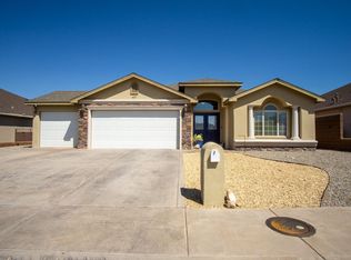 487 Tierra Bella Dr, Alamogordo, NM 88310