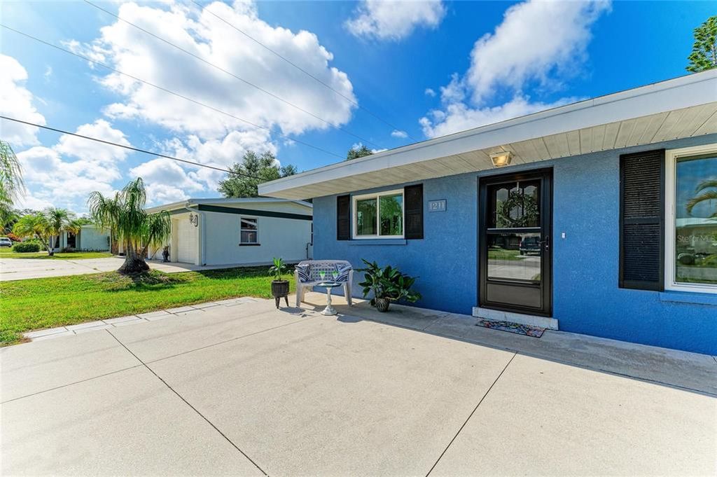 1211 Cypress Ave, Venice, FL - View 4