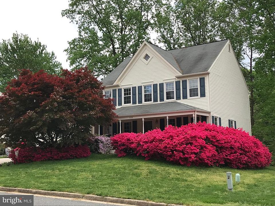 Beautiful 4 BDRM 2.5 BA Home with Front Porch!