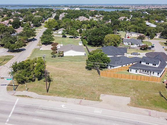 5th image of 7501 Main St