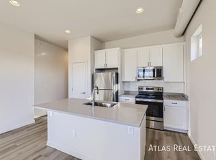 3830 N Olive St #304, Denver, CO 80207