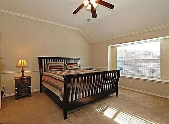 5th image of 10374 Coach House Ln