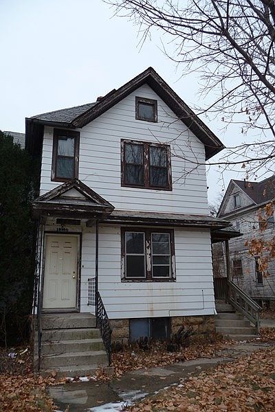 1st image of 1530 S 6th St