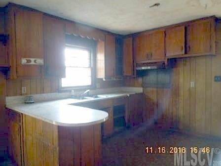 4th image of 216 Falls St