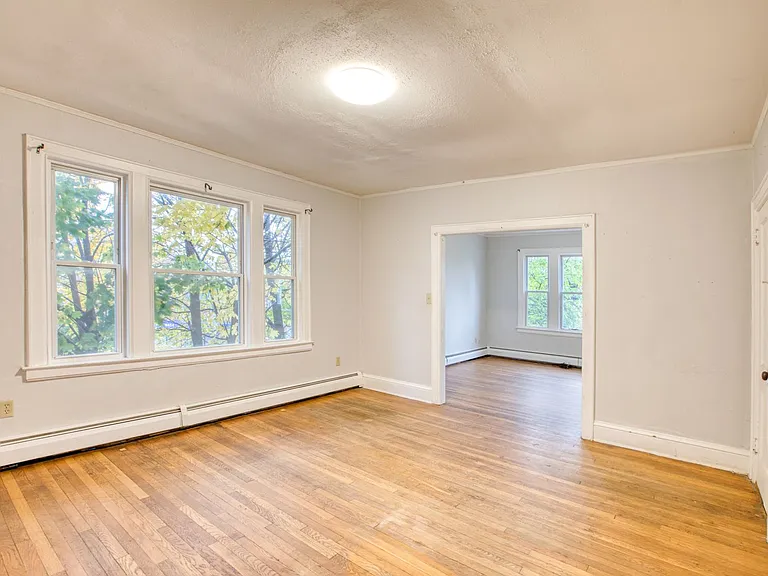 429 New Britain Ave #2 — Photo 14