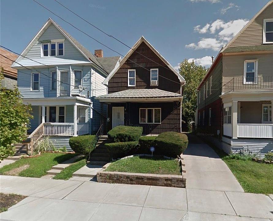 1st image of 267 Babcock St
