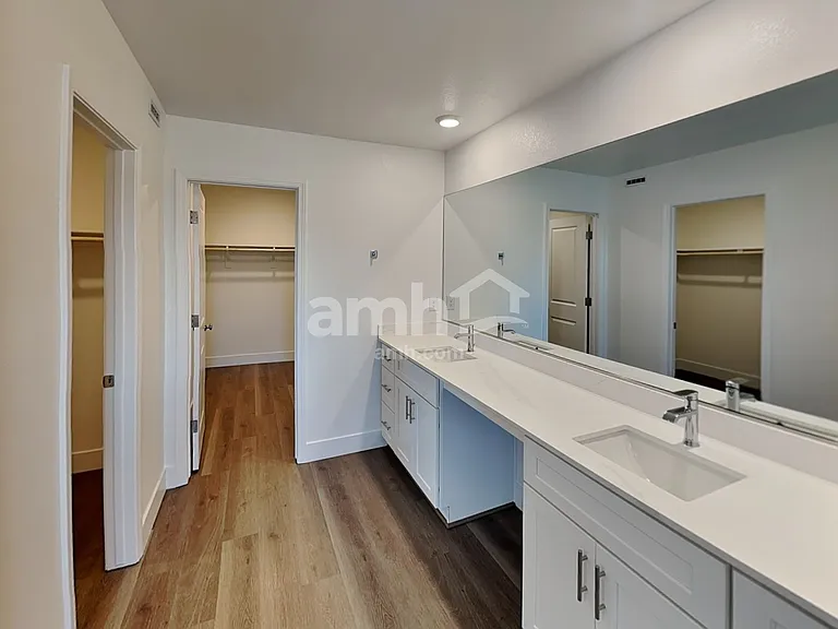 7781 Roaring Fork Ct — Photo 10