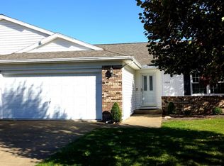1027 Harbor Dr, Huron, OH 44839