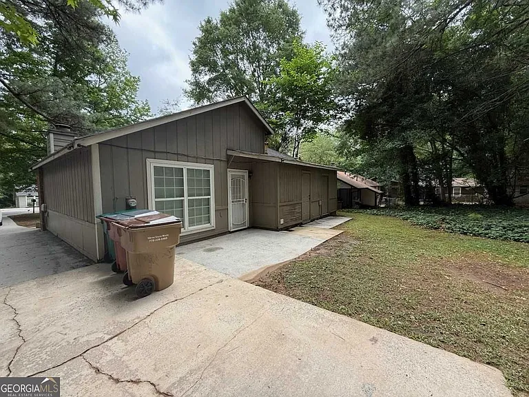 7799 Park Ln — Photo 9