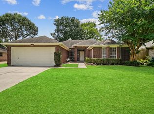 10611 Mills Cut St, Houston, TX 77070