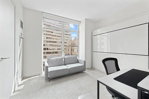 Rented by Compass | media 22