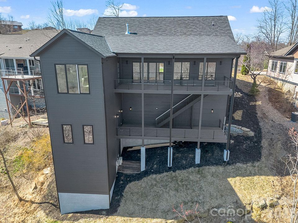 90 Summit Hill Rd, Hendersonville, NC 28791 | MLS #4359602 | Zillow