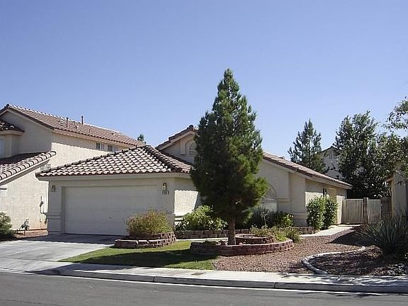 2nd image of 1003 Rainbow Cliff Ct