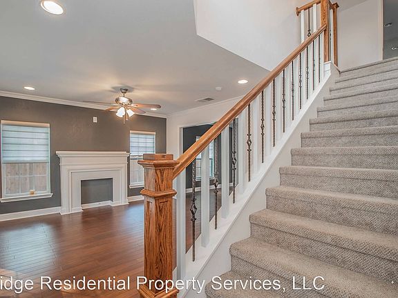 4th image of 3712 El Campo Ave